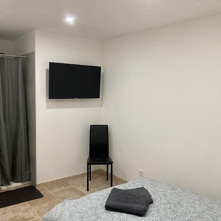 Mas Feuillade Logement Partage Ним Екстериор снимка